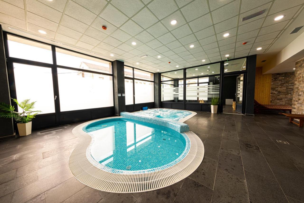 Filo Hotel Wellness & Spa Gheorgheni  ภายนอก รูปภาพ